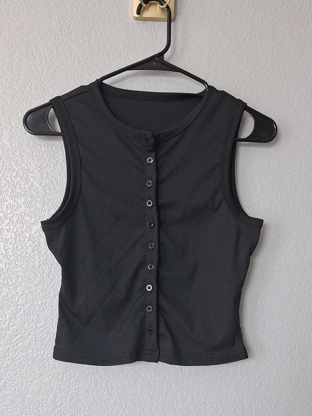 Black Sleeveless Button-Front Ribbed Tank Top - Women